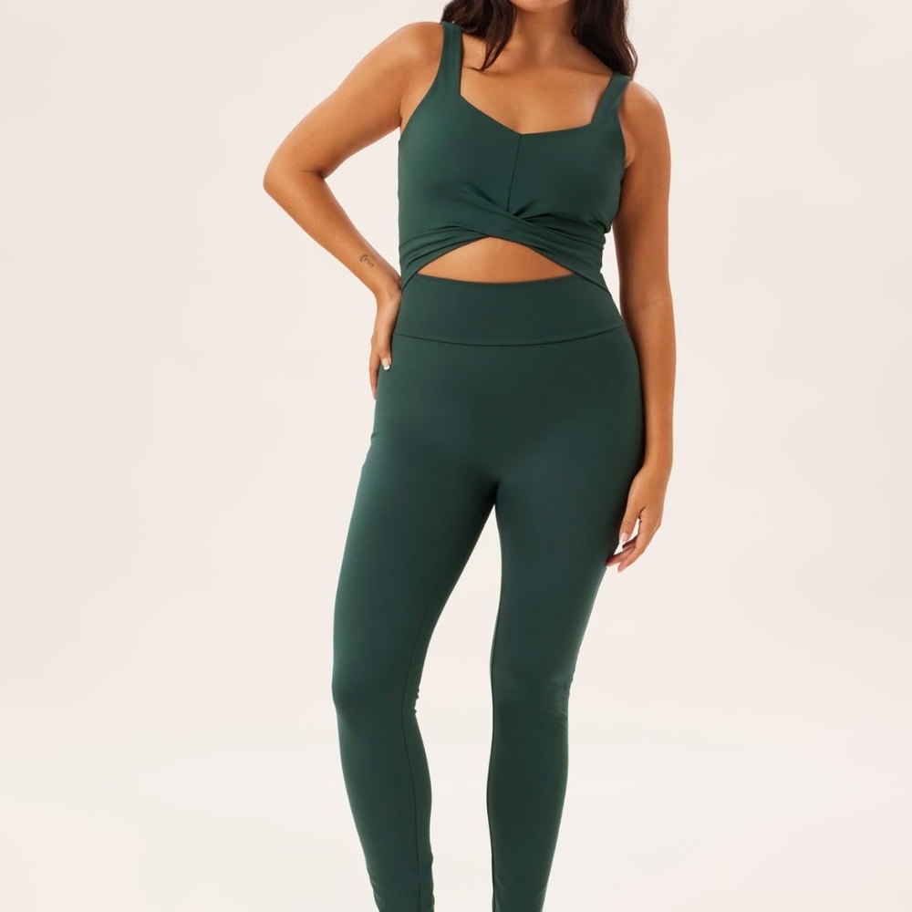 Girlfriend collective jumpsuit size medium